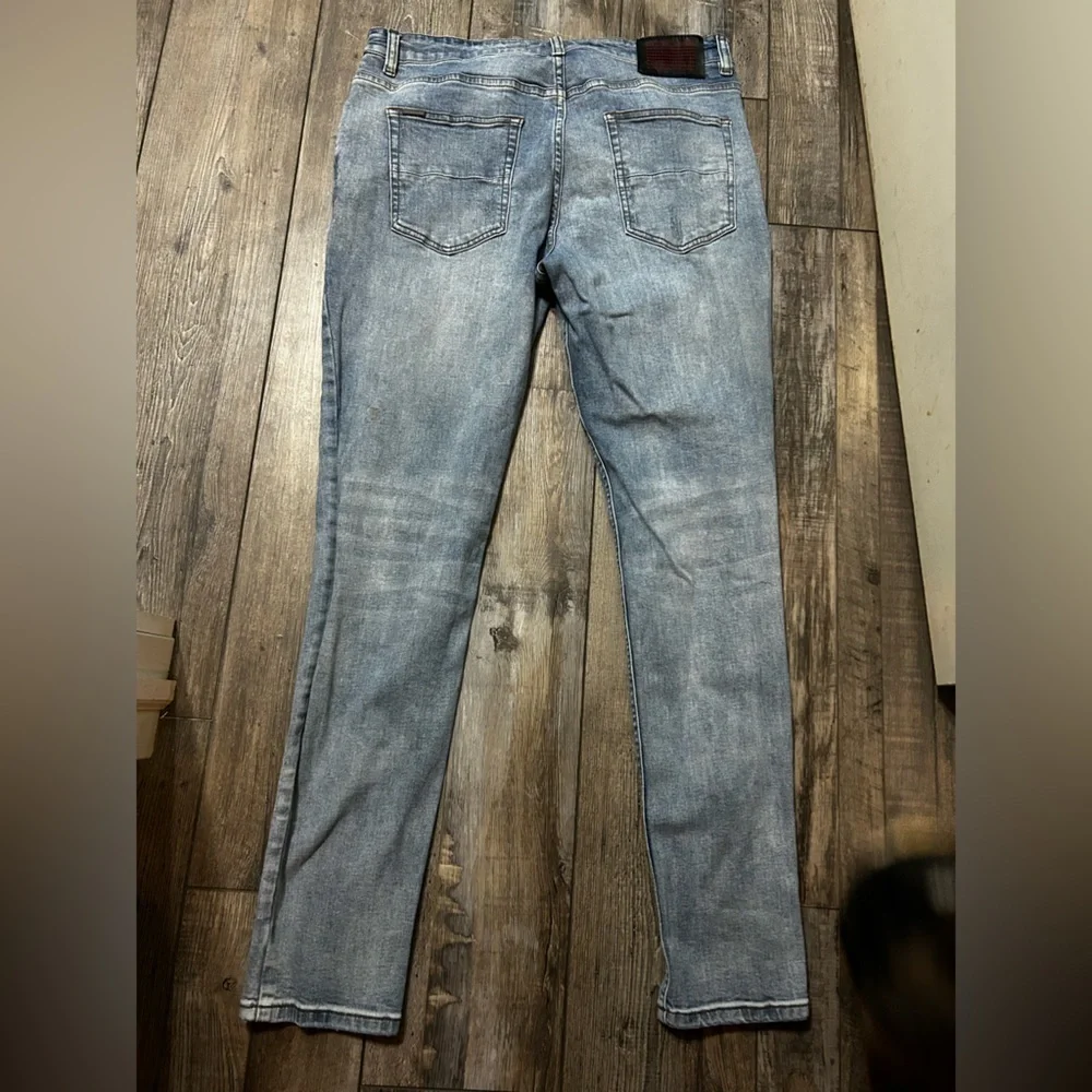 Se’renade Light wash  Distressed Men's skinny Jeans size 36